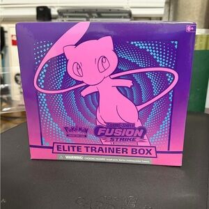 Pokemon Fusion Strike Elite Trainer Box in Pink and Purple